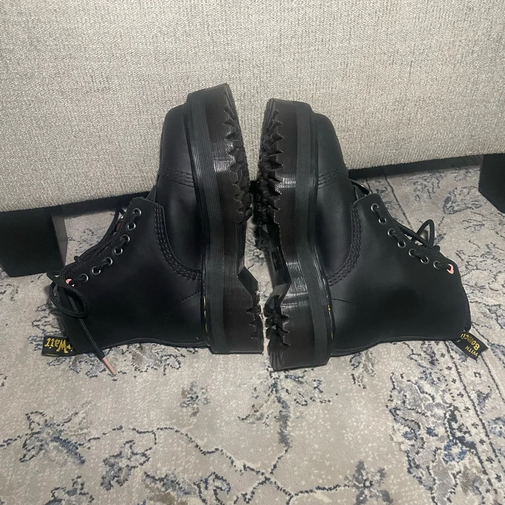 Dr Martens Sinclair Heart Platform Boot